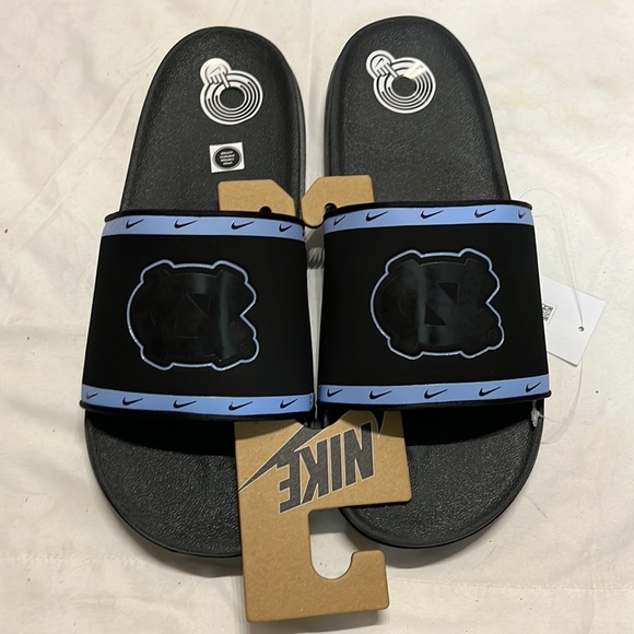 Nike Offcourt UNC Tarheel Slides - New - Picture 1 of 7
